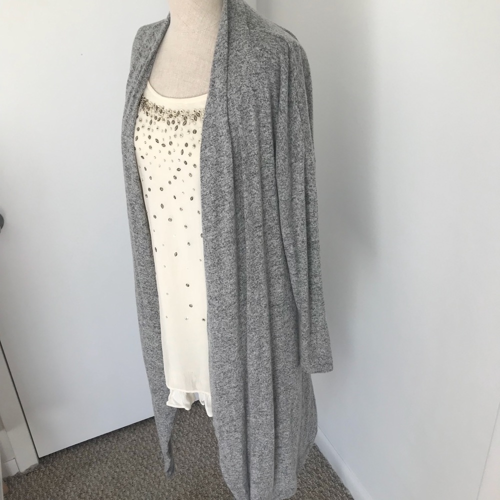 Cardigan - Picture 2 of 4